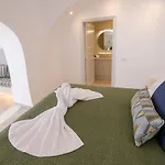 Sunborn شقة أويا