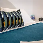 Sunborn * Oia