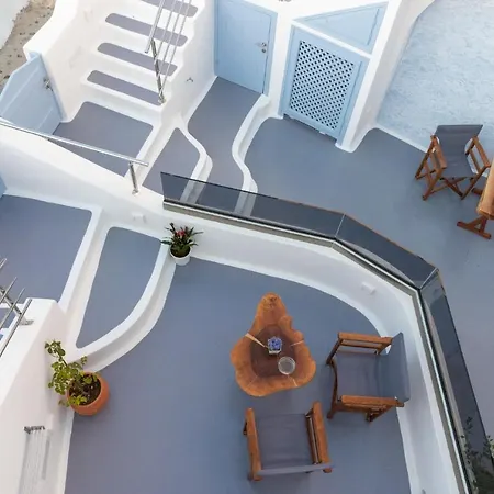 Sunborn Oia (Santorini)