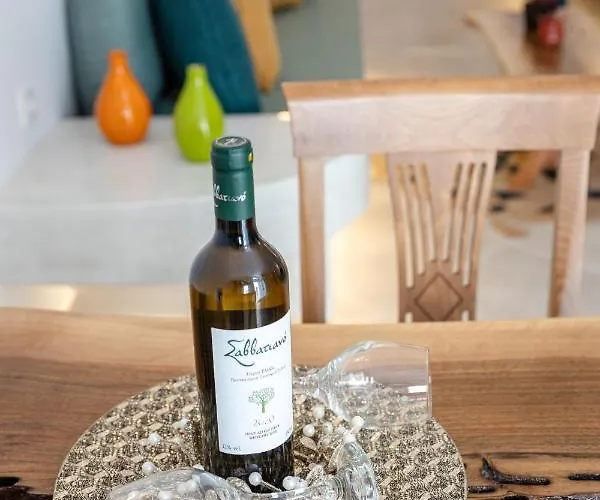 Sunborn 아파트 이아