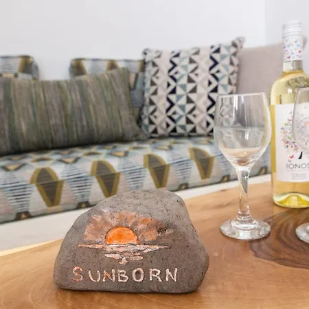 Sunborn * Oia (Santorini)